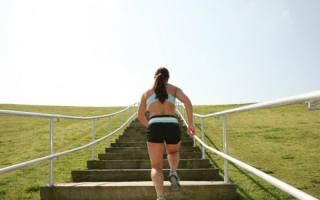 Beh po schodoch: odporúčania a tréningový plán